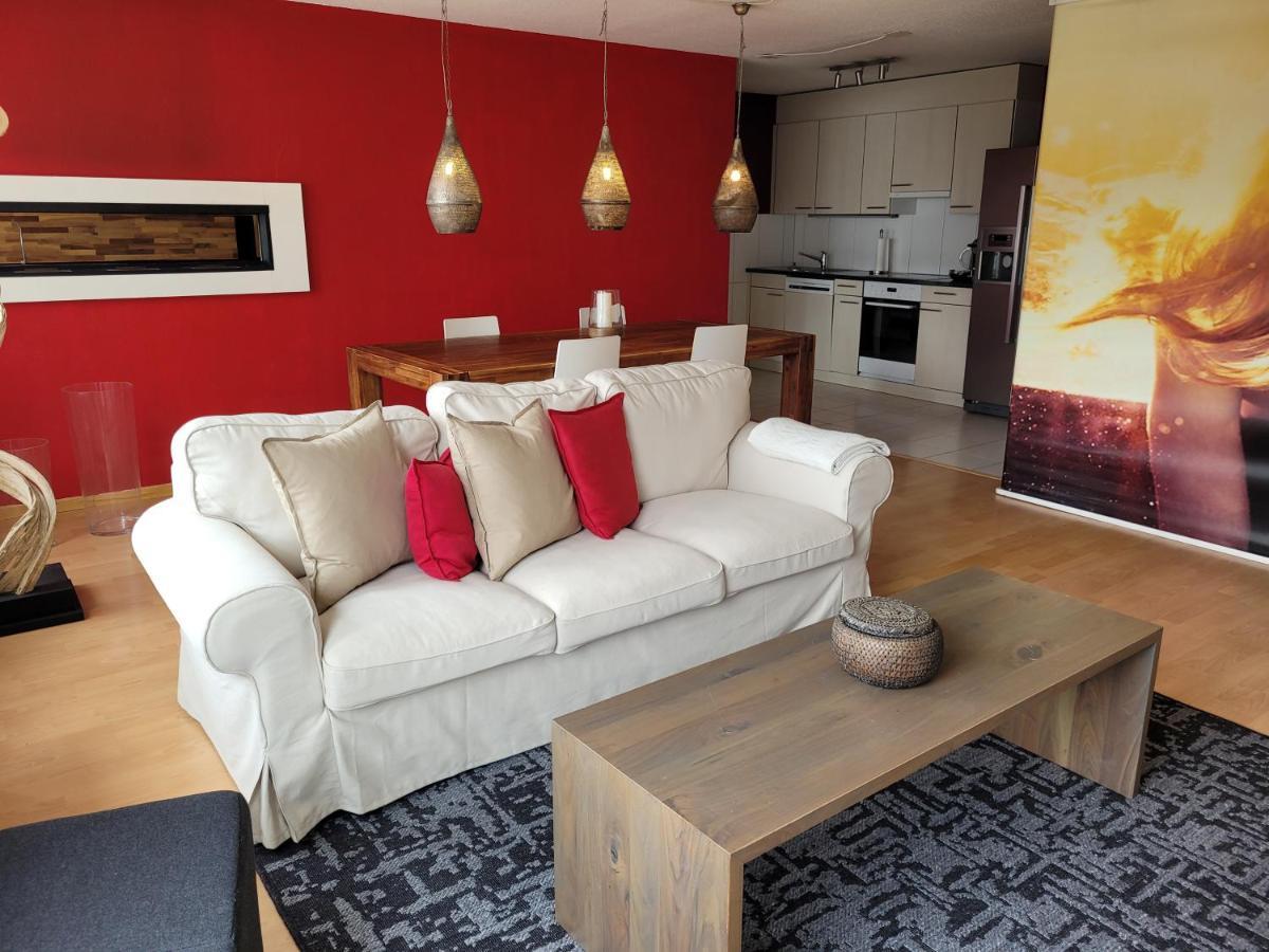 Boutique Apartment Next To Stadium Letzigrund - By Airhome Zürich Buitenkant foto